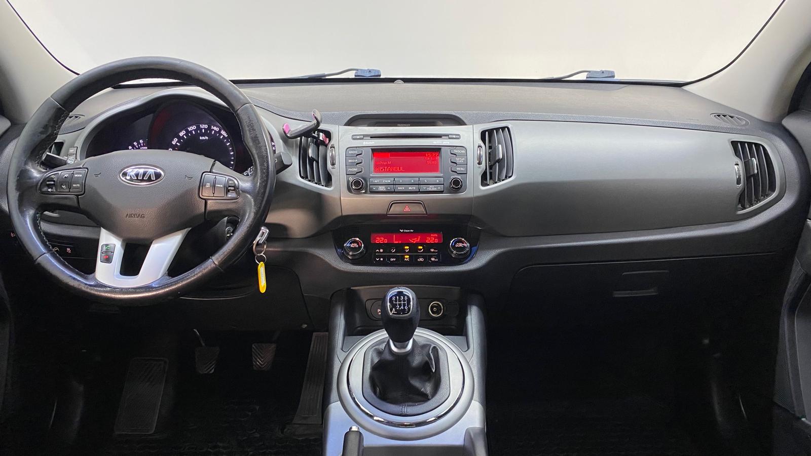 KIA SPORTAGE 12
